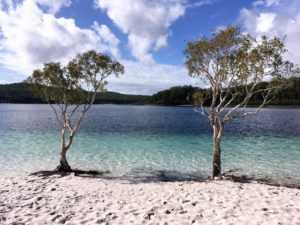 Lake McKenzie in Fraser Island