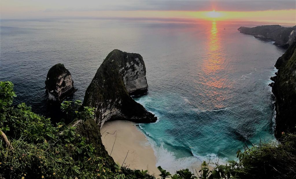 Kellingking Beach in Nusa Penida