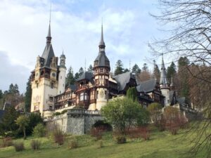 Getting closer to Peleș Castle